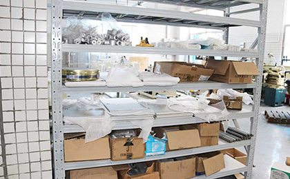 試驗箱機加半產(chǎn)品區(qū)